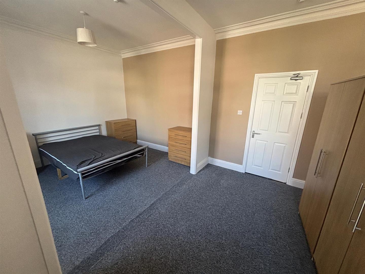 Bryn Y Mor Crescent, Uplands, Swansea, SA1 4QT